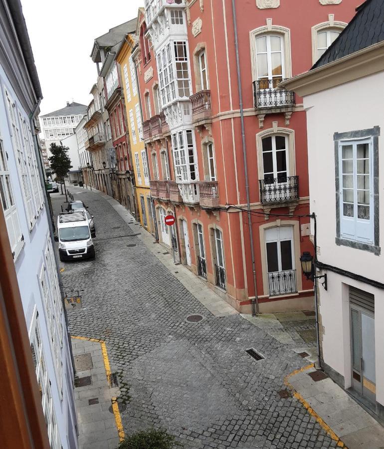 Apartamento Cine Colon 2 Ribadeo Dış mekan fotoğraf