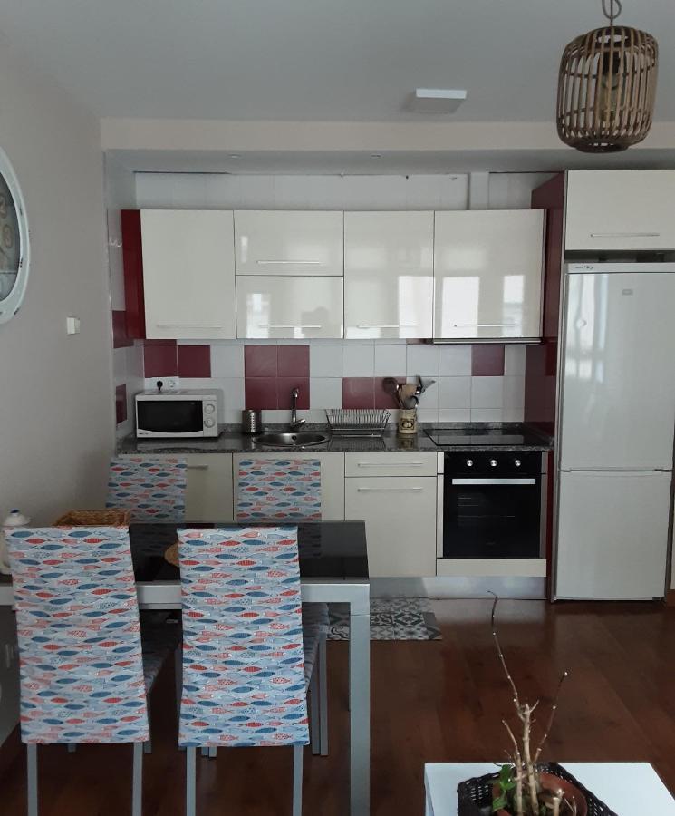 Apartamento Cine Colon 2 Ribadeo Dış mekan fotoğraf